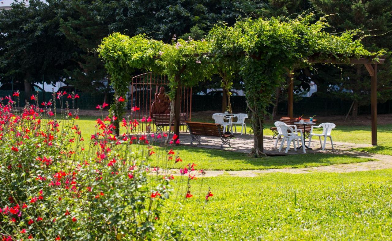 Hotel Xon'S Platja Ha Empuriabrava Zewnętrze zdjęcie
